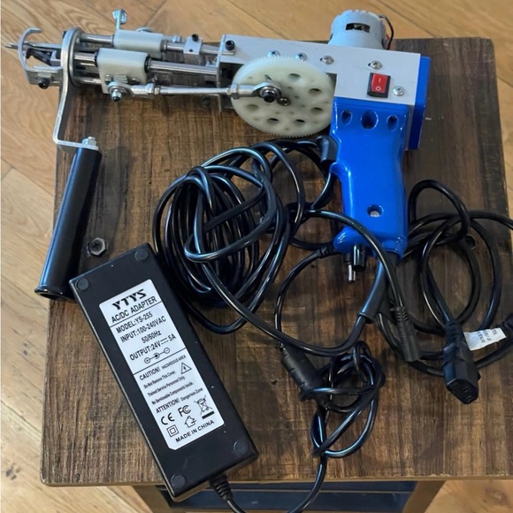 Tufting Gun - Picture 1 of 7